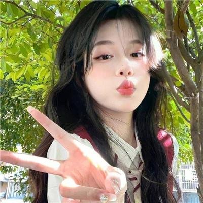 阳光灿烂的女人